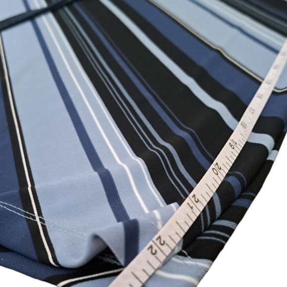 GAP WOMEN'S STRIPED BLUE SUMMER DRESS SIZE MEDIUM WITH DRAWSTRING. - Picture 6 of 8